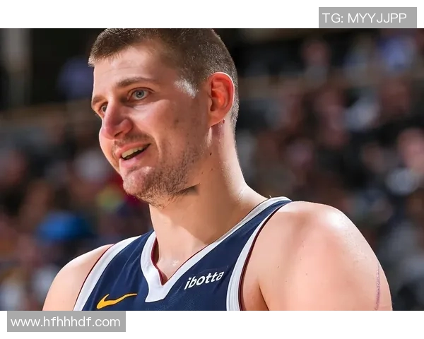 约基奇创历史三双新高掘金成功锁定西部第一荣耀