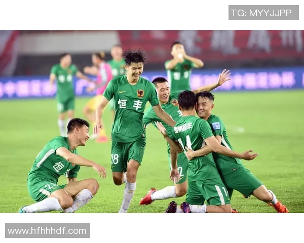 重庆与贵州足球对决直播视频精彩回放及赛后分析全方位呈现