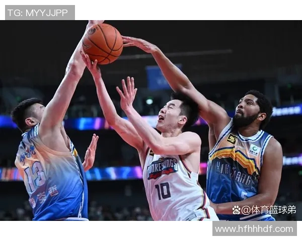 2014年CBA新疆队与北京队激战回顾精彩瞬间与赛季亮点分析