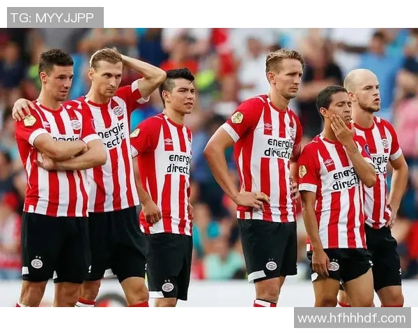 PSV埃因霍温迎战巴特球队全力争胜展现实力与决心 PSV埃因霍温迎战巴特球队全力争胜展现实力与决心