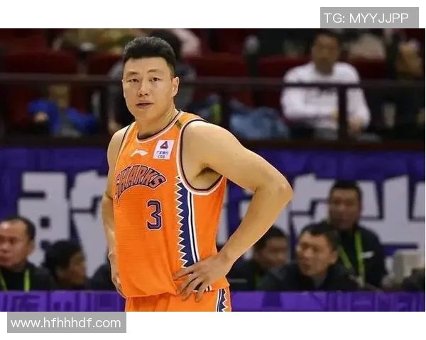 武汉篮球队与上海篮球队赛后复盘分析两队状态及表现对比