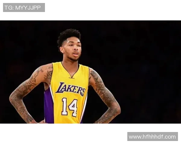 英格拉姆带领球队挑战爵士展现篮球对决的激情与魅力